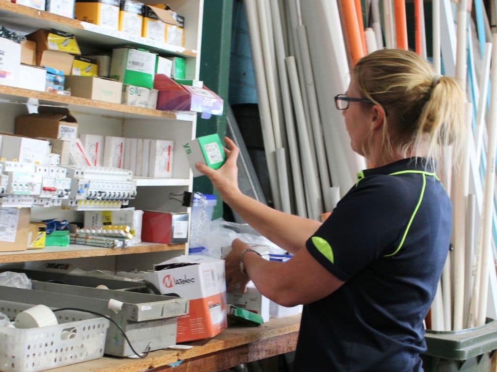 MRCES installing communications system in Busselton